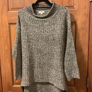 Umgee Black and White Knit Turtleneck Sweater